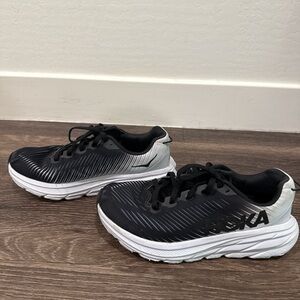 Hoka rincon 3 size 6 women